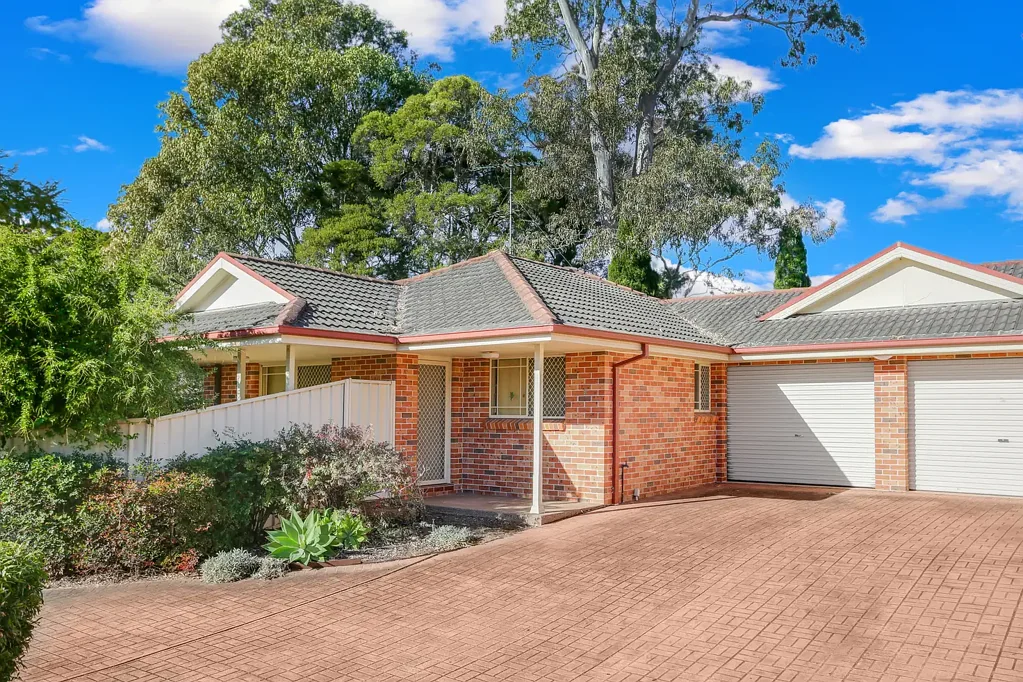 St Marys 2 Bedroom Low Maintenance Villa Near The Upcoming Metro