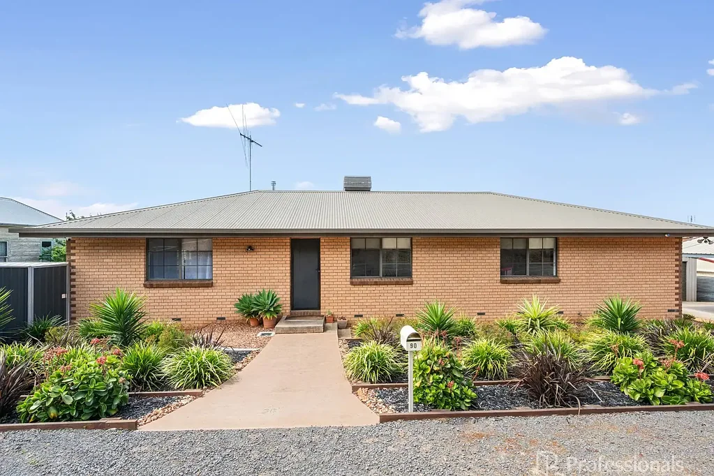 Maryborough 4कमरा Beautifully Renovated, Exceptional Spaces & a Lifestyle to Love