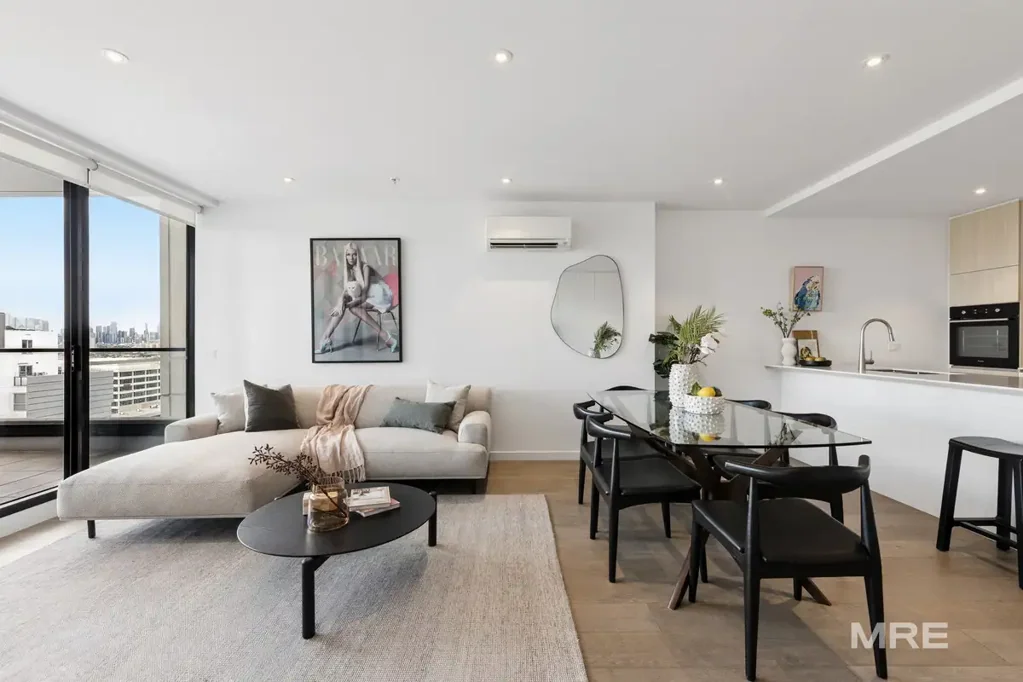 Moonee Ponds 3 Bedroom Modern living elevated with city views and lifestyle amenities
