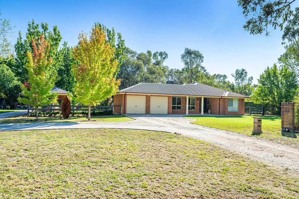 Holbrook 4બેડરૂમ Country Charm & Golf Course Views