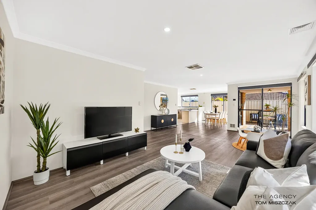 East Victoria Park 4Habitaciones Where Family Living Meets an Unbeatable Lifestyle