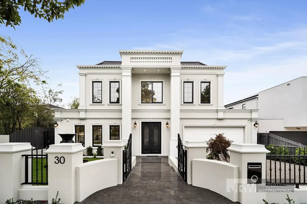 30 Leeds Road, Mount Waverley, VIC 3149