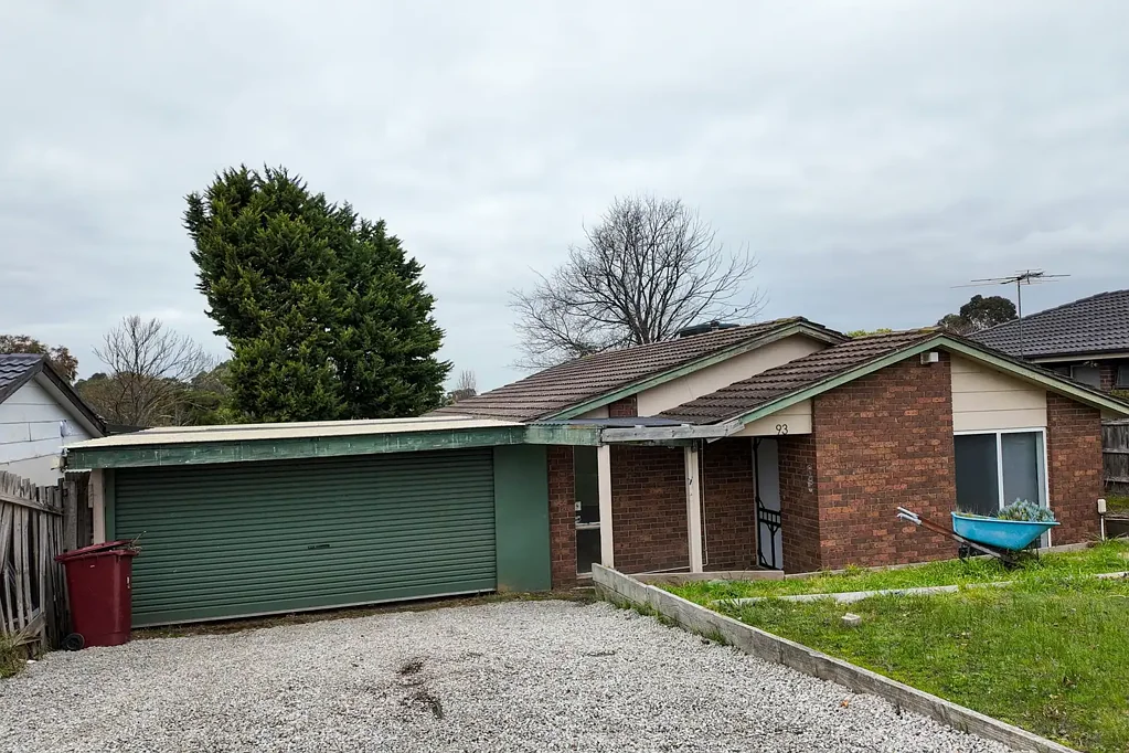 Stunning Fully Renovated Home for Rent – 93 Darling Way, Narre Warren
