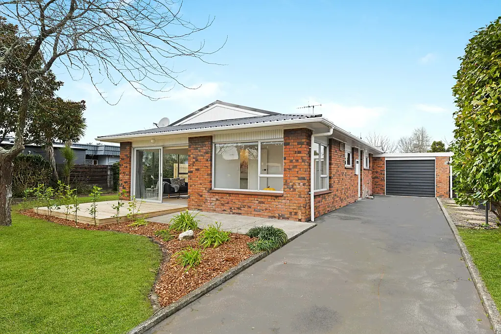 Enderley 3 Bedroom Enjoy !!