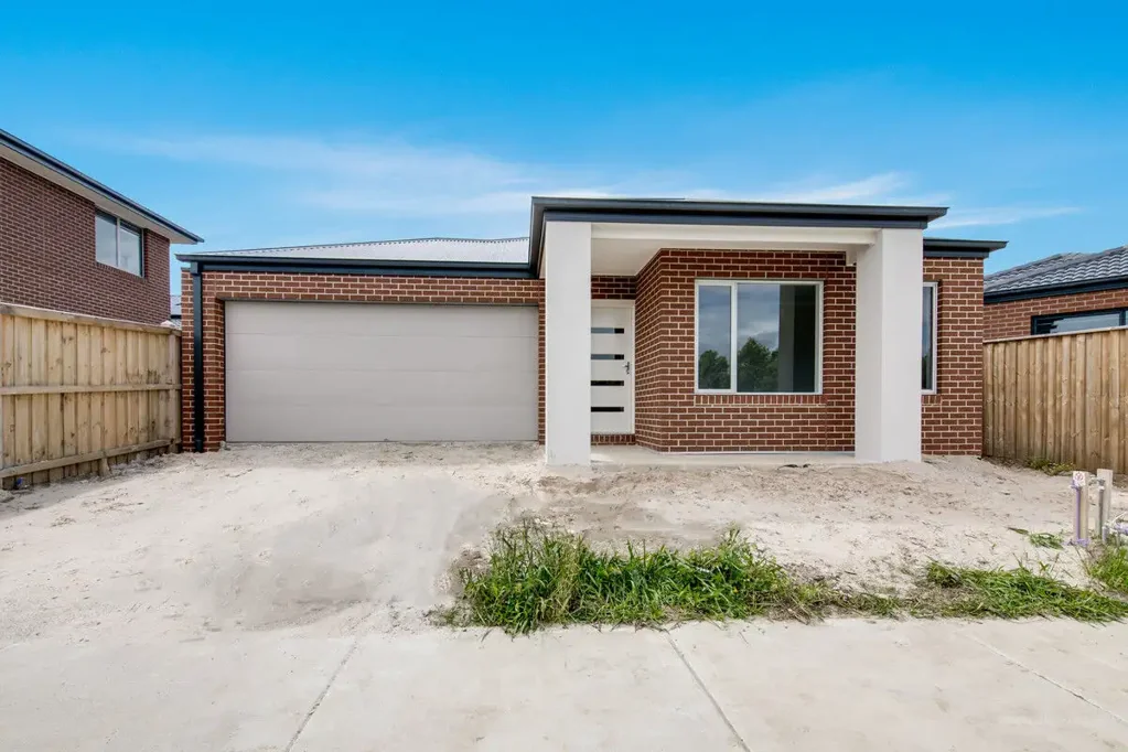 4 BEDROOM FAMILY HOME