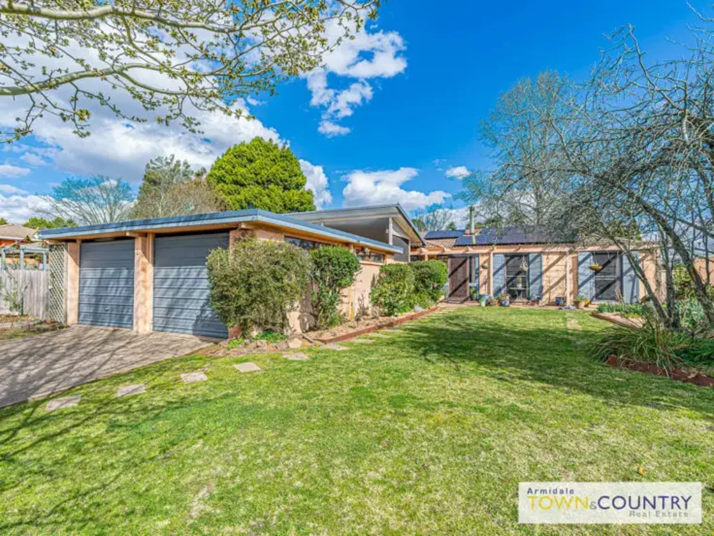 4 Sunset Avenue, Armidale, NSW 2350