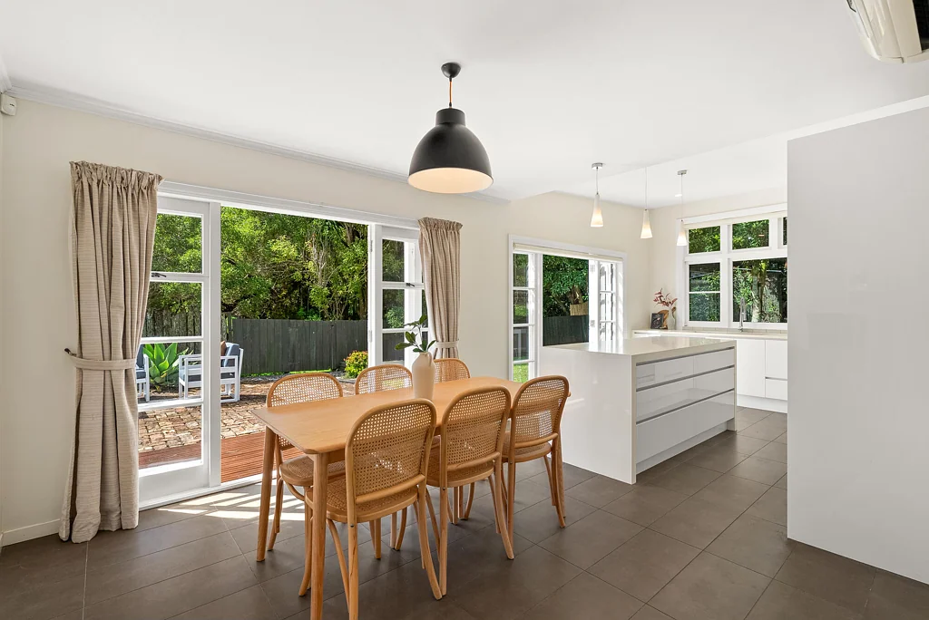 Grey Lynn 4침실 Immediate Sale – Owner Committed Elsewhere