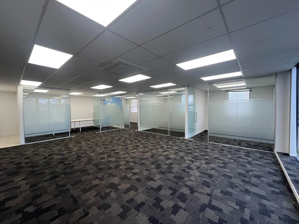 Penrose  PENROSE OFFICE WITH MODERN FITOUT