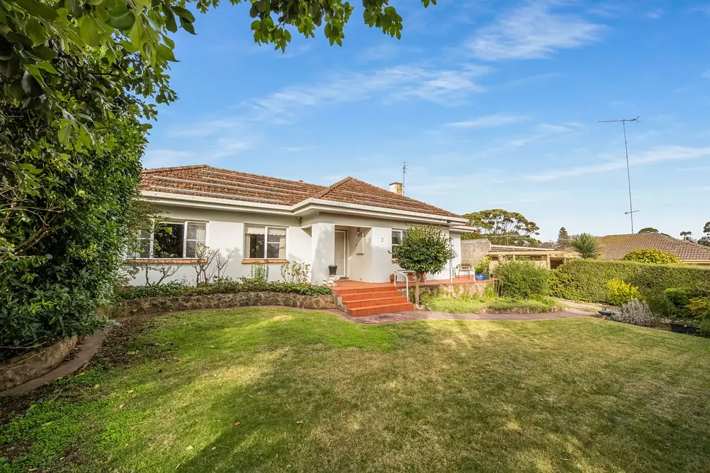 2 Fairlie Street, Mount Gambier, SA 5290