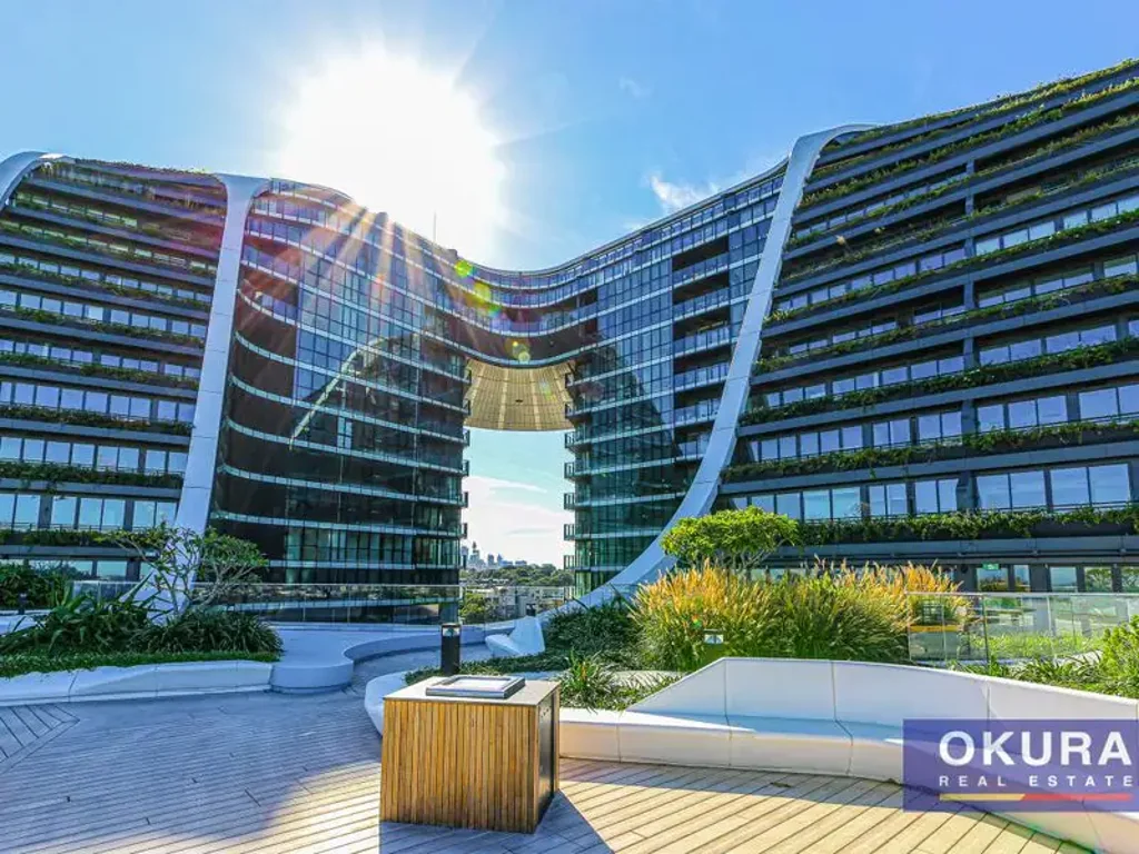 LUXURY 2 BEDROOM RESIDENCE IN GREEN SQUARE LANDMARK BUILDING INFINITY