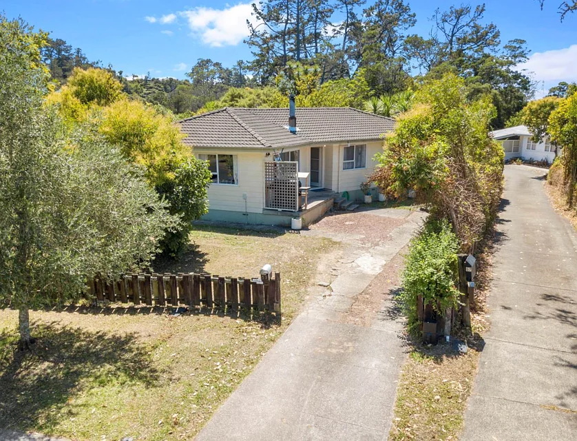59 Riverpark Crescent, Henderson, Waitakere City, 3 chambres, 1 salles de bain, House