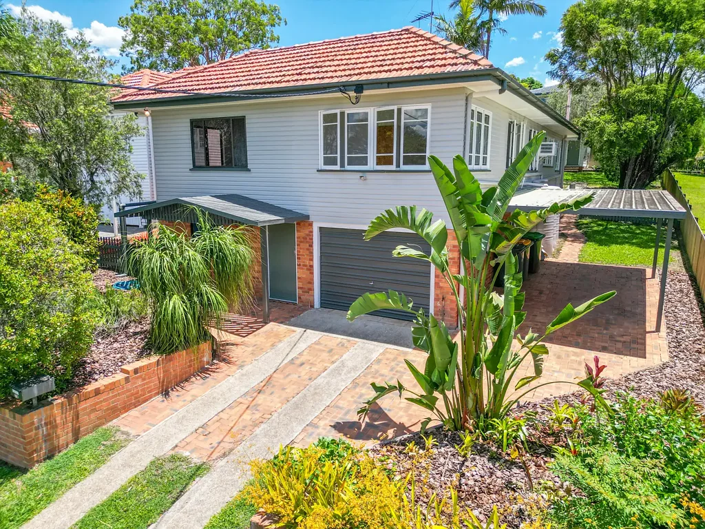 16 Pedley Street, Wavell Heights, QLD 4012