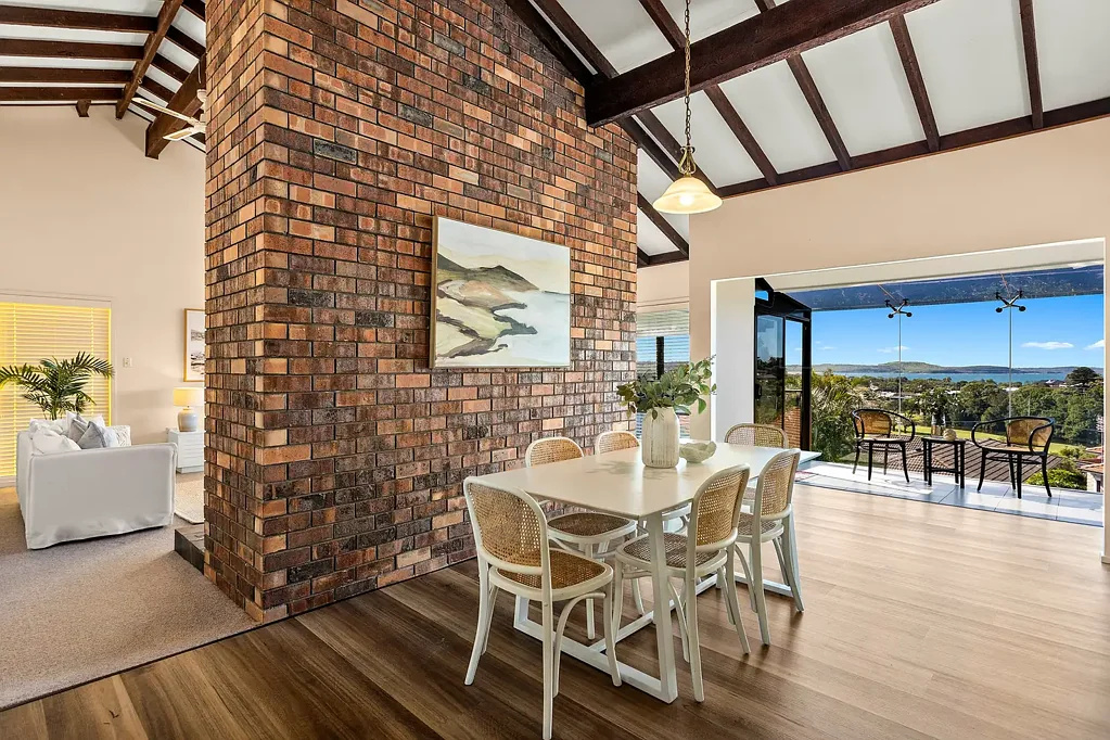 Kiama Downs 4房  Prime Coastal Location with Breathtaking Views