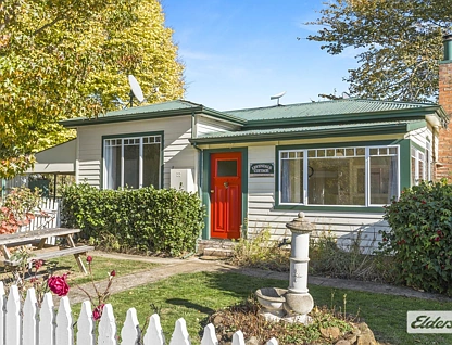 230 Lowana Road, Gunns Plains, TAS 7315, 2 slaapkamers, 1 badkamers, House