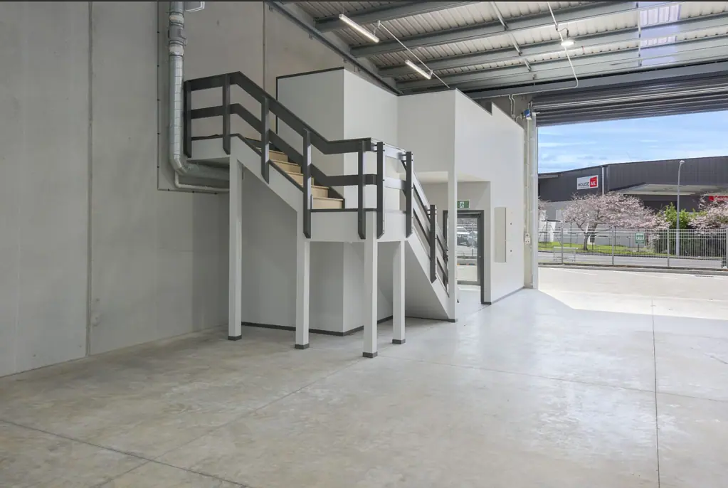 Takanini  High Quality Industrial Unit