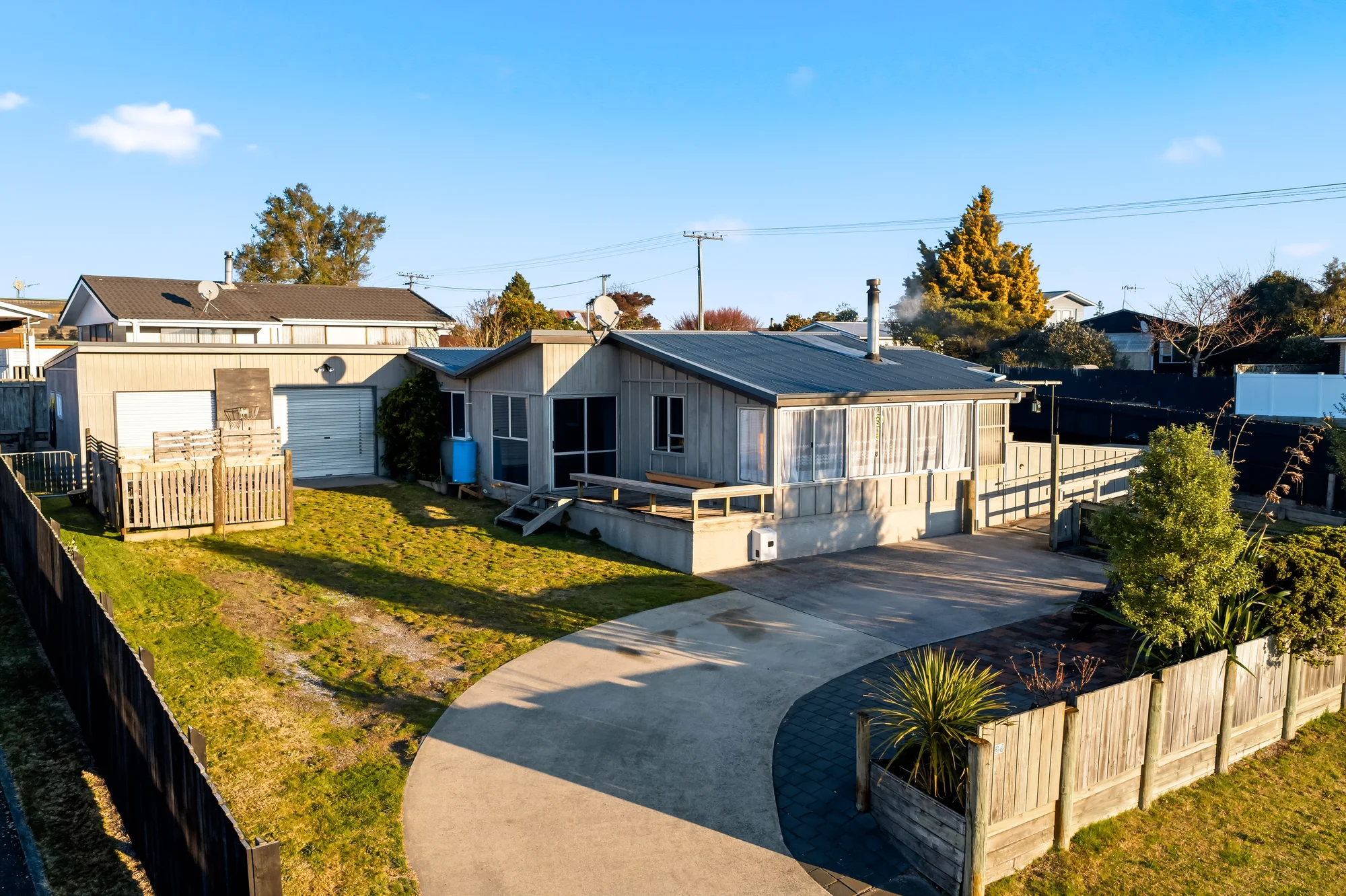 Taupo 3部屋 Owners are Moving North - This Home Must Be Sold