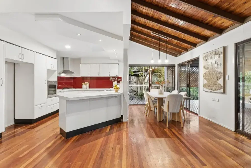 10 Hutton Road, Arana Hills, QLD 4054