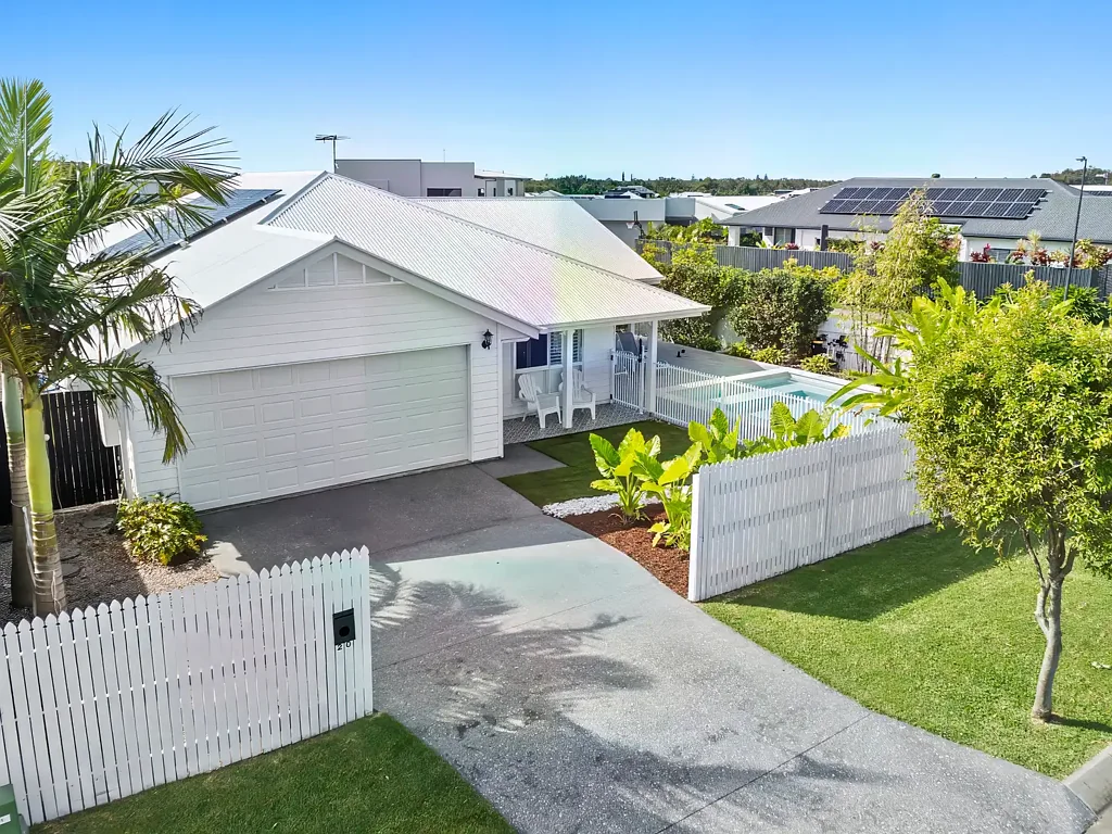 20 Pipeline Avenue, Peregian Beach, QLD 4573