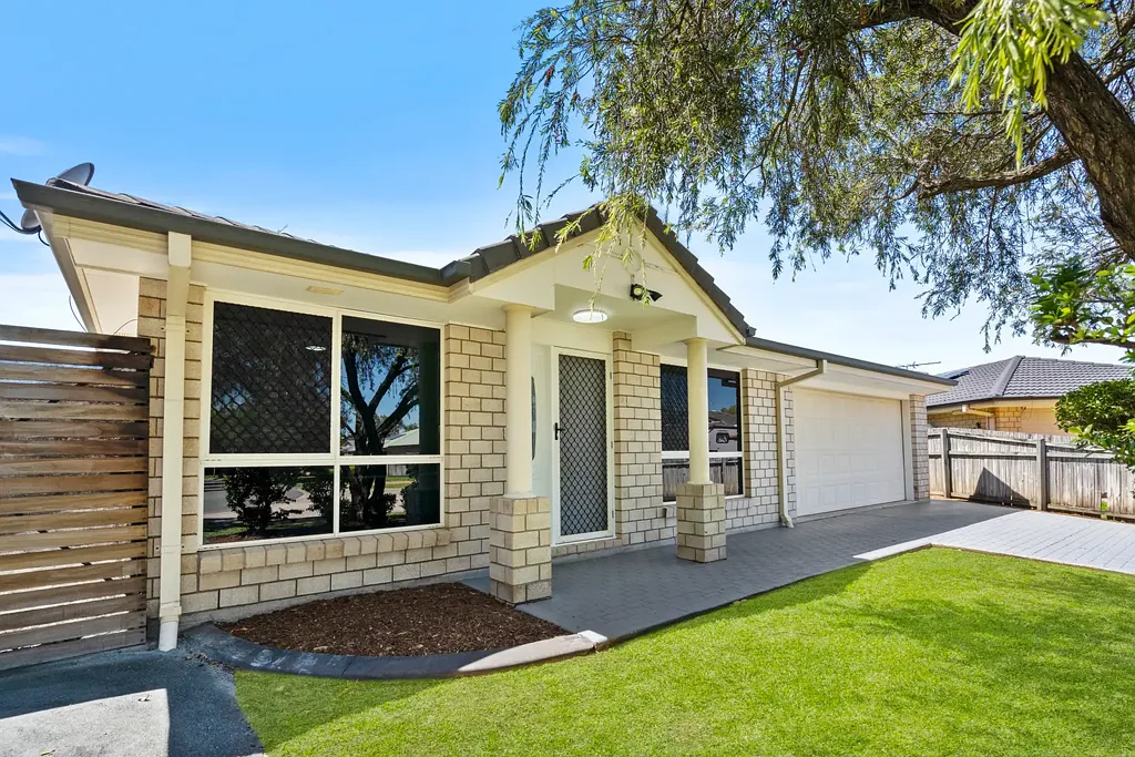 35 Macadamia Street, Wynnum West, QLD 4178