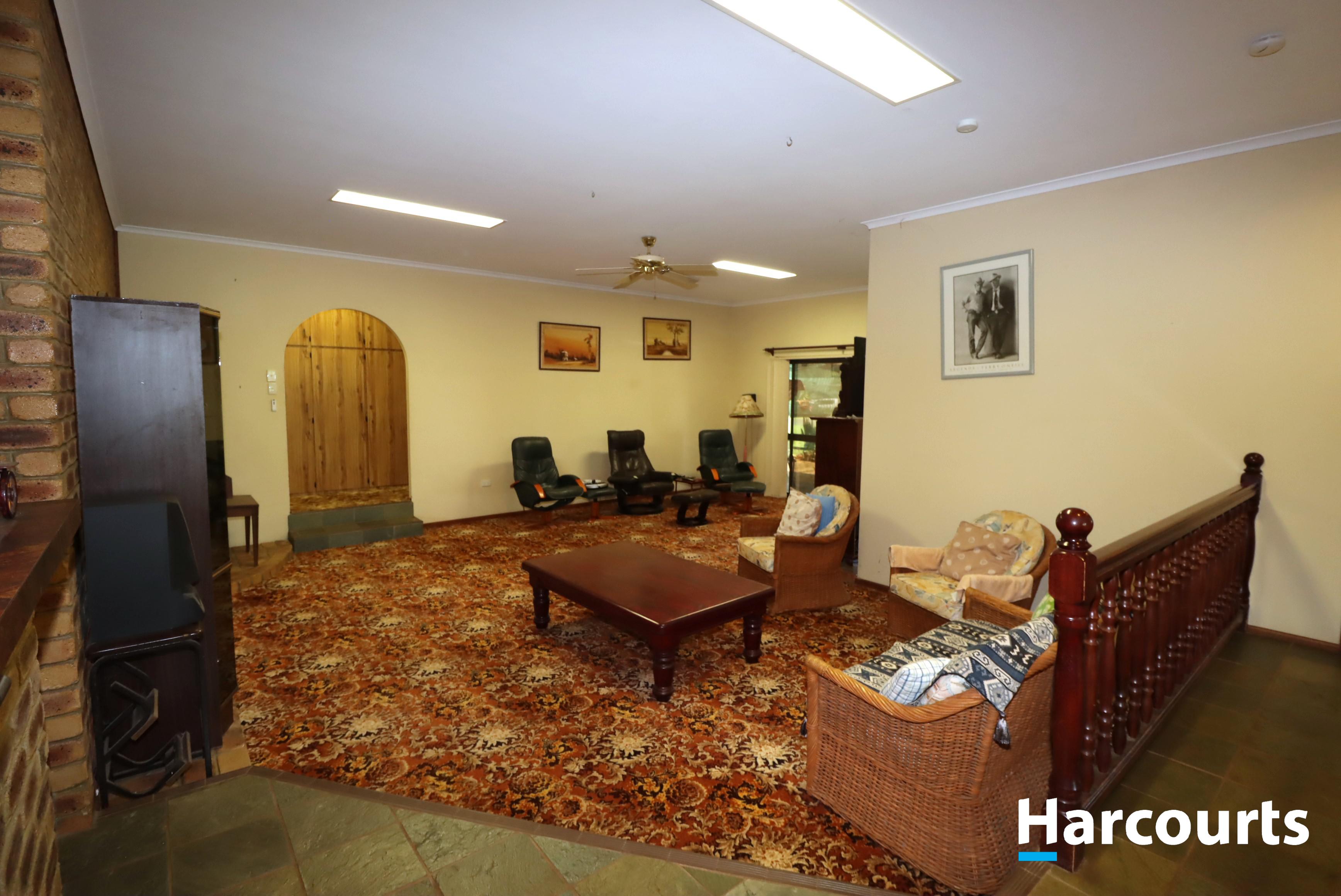 1 CEMETERY RD, CORDALBA QLD 4660, 0房, 0浴, House