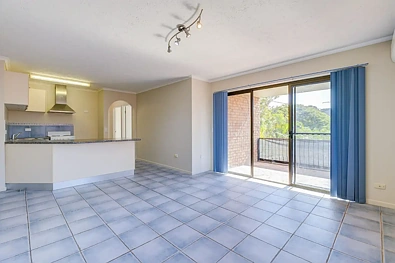 2/32 Imperial Parade, Labrador, QLD 4215, 2房, 1浴, Apartment