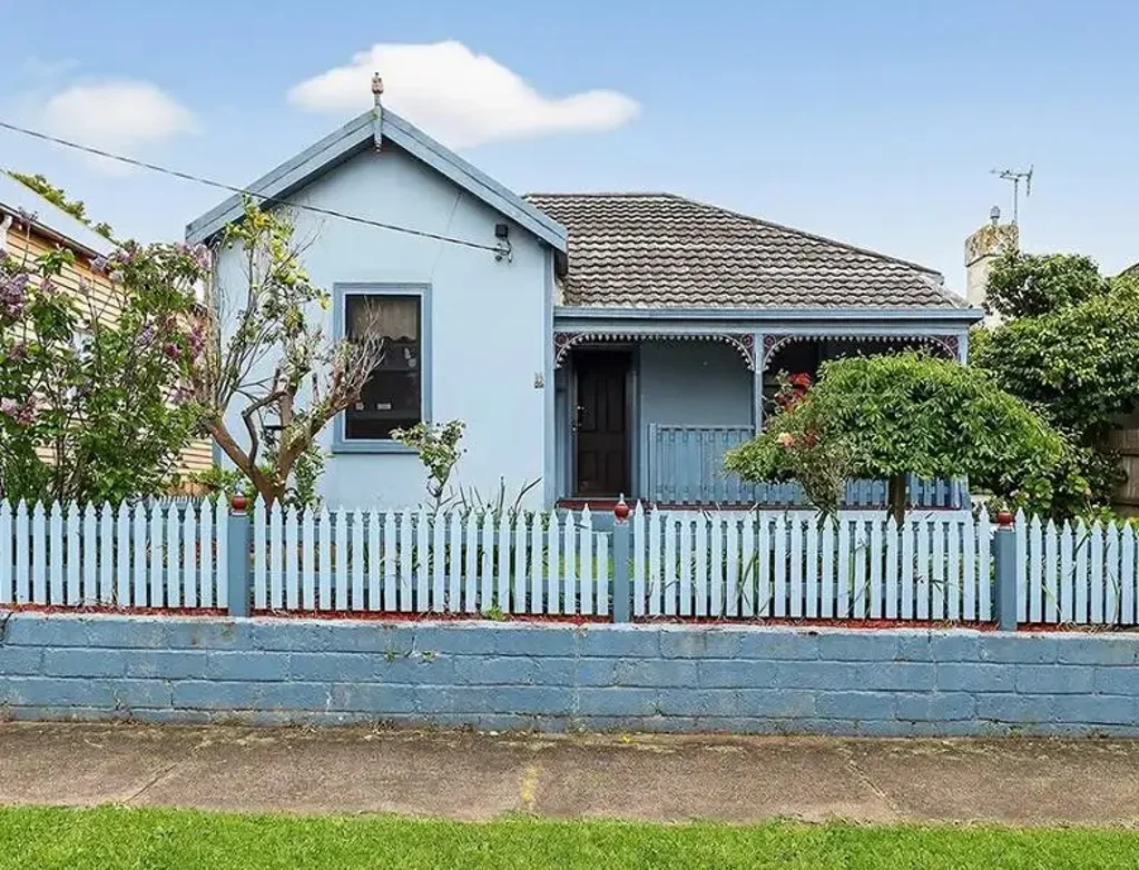 Warrnambool 4chambre Charming Central Home with Flexible Living Options