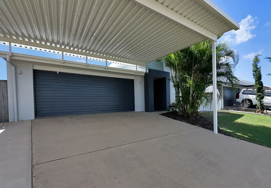 12 Esperance Avenue, Blacks Beach, QLD 4740