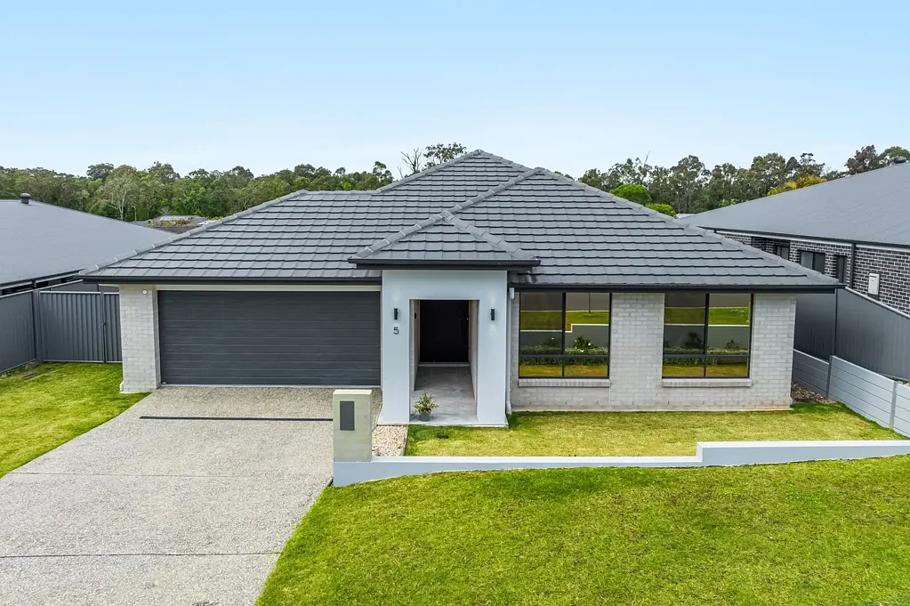 Townsend 4房  A Beautiful Family Home with Space, Style & Comfort