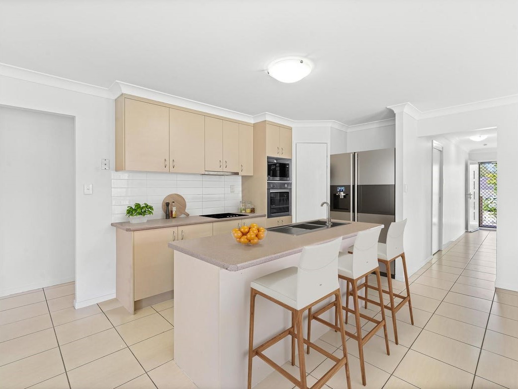 11 GORDON DR, BELLBIRD PARK QLD 4300, 0 ਕਮਰੇ, 0 ਬਾਥਰੂਮ, House