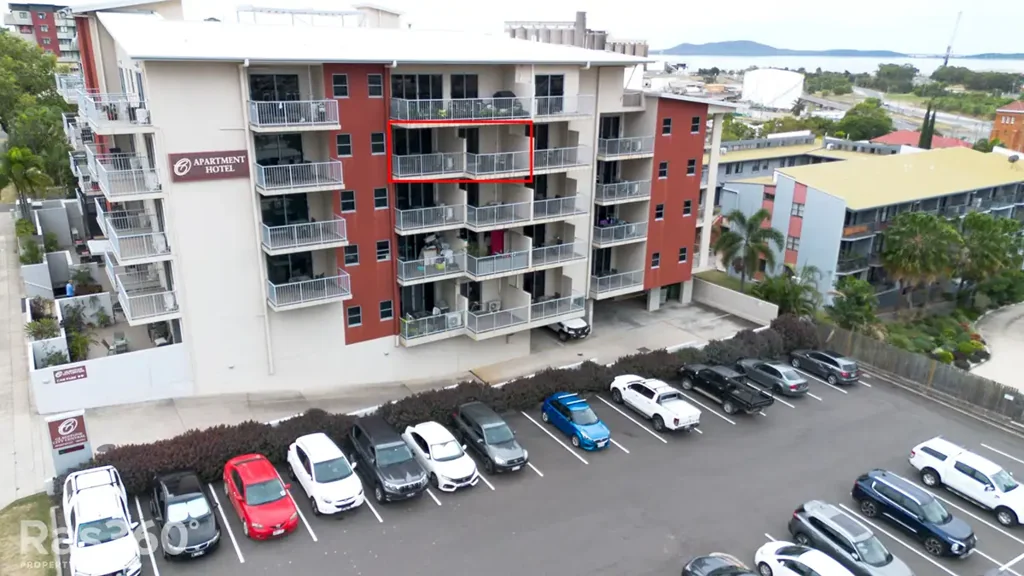 Gladstone Central 2部屋 Dual One-Bedroom Apartments with Water Views – Prime CBD Location