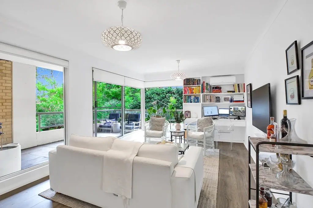 Parkside Sanctuary Sits Between Bondi and Bondi Junction, Lock Up Garage