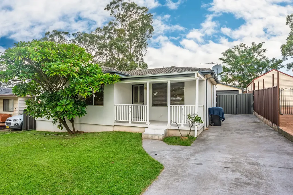 Cambridge Park 3Kwarto 613 sqm block - Granny Flat potential