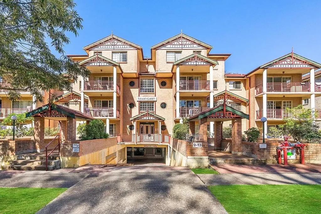 Updated Two Bedroom Apartment In A Prime Pocket Of Parramatta