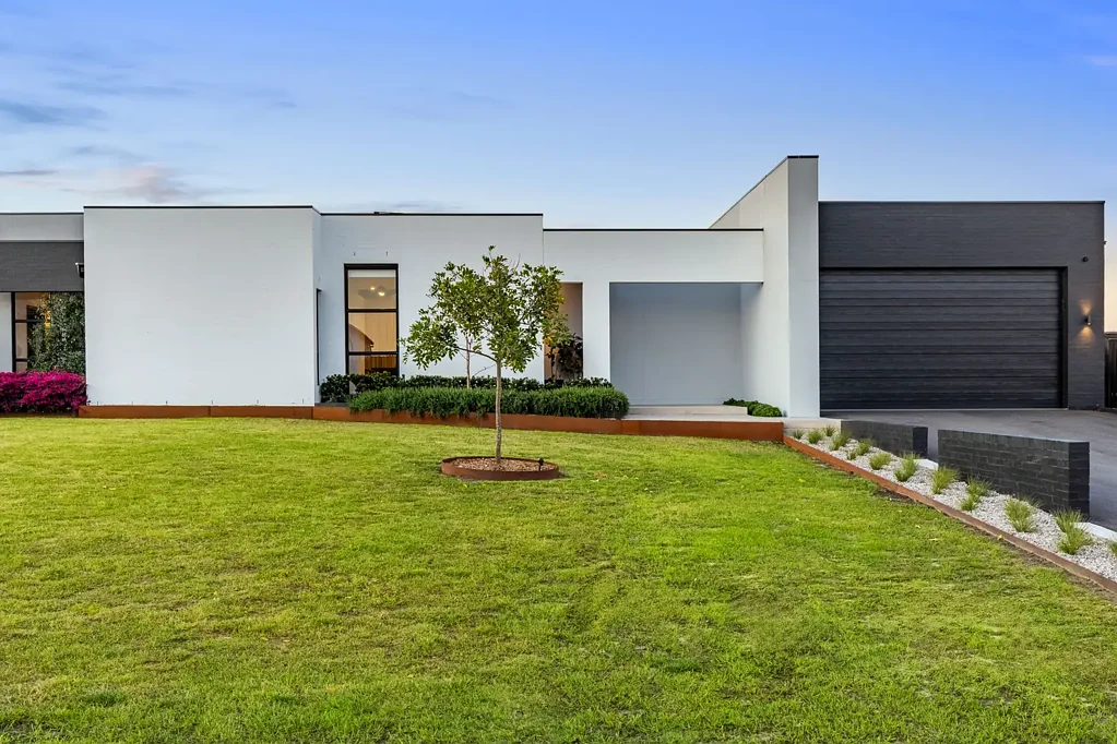 5 Farmingdale Court, Luddenham, NSW 2745