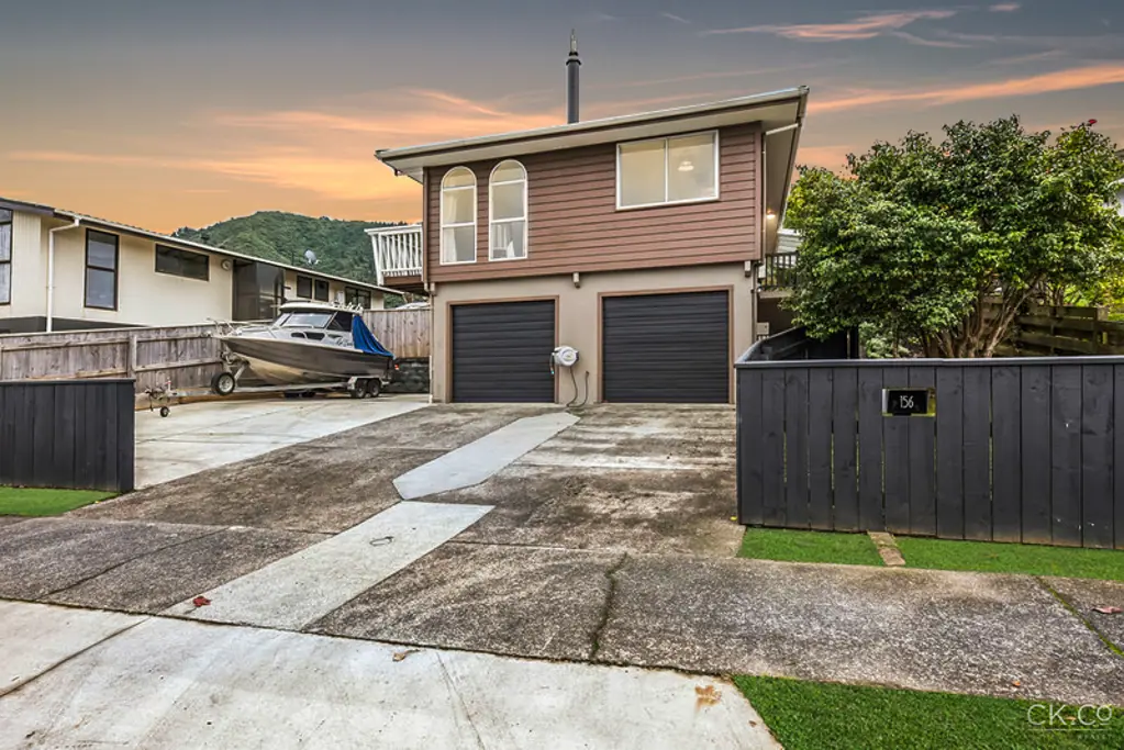 Upper Hutt 3chambre PARK IT ALL HERE!