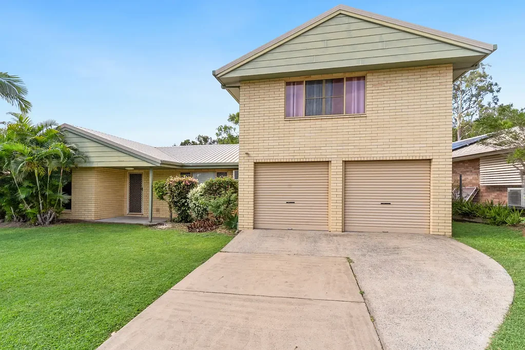 Spacious Family Home with Pool & Self-Contained Retreat