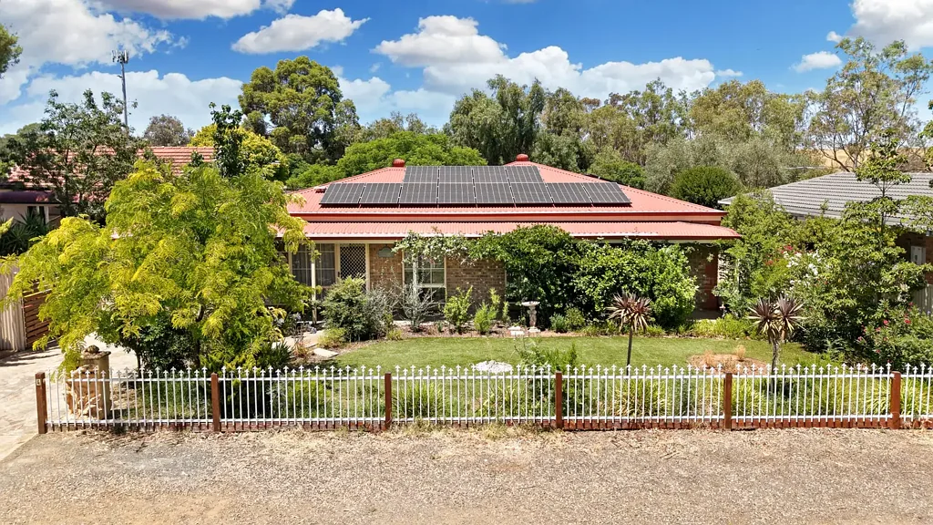 4 Railway Crescent, Evanston, SA 5116