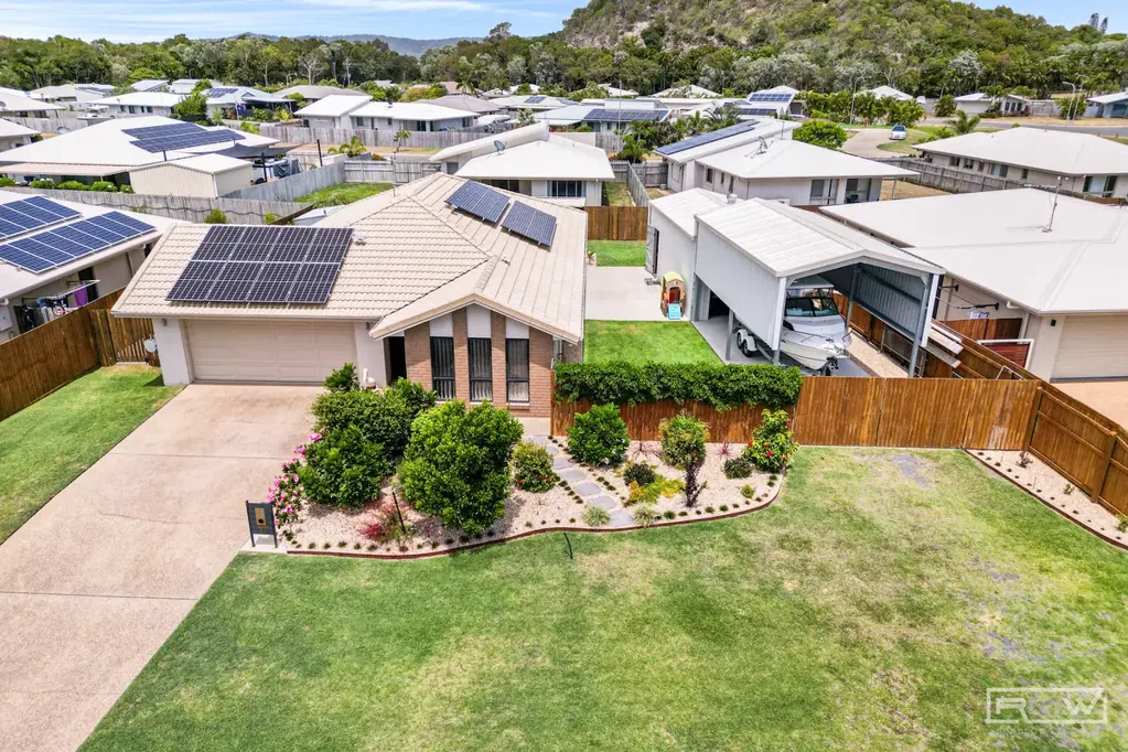 31 Outrigger Drive, Mulambin, QLD 4703