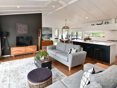 Gulf Harbour 3房  Contemporary Living meets Coastal Charm