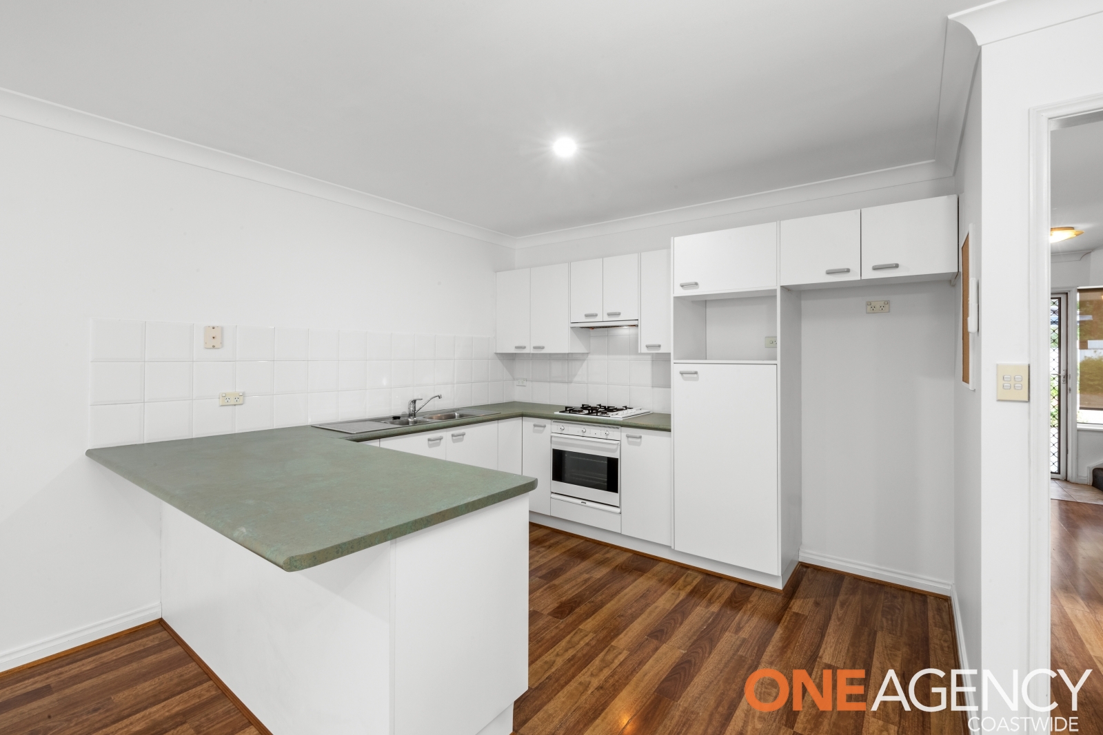 UNIT 6 50-52 KARALTA RD, ERINA NSW 2250, 0 habitaciones, 0 baños, Townhouse