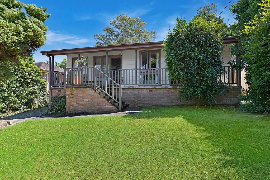 130 Glennie Street, Wyoming, NSW 2250