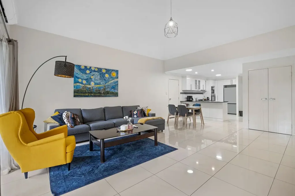 Sunnybank 3房 低维护，低设置，完美呈现 - 您私密的 Sunnybank 世外桃源在等待 Low-Maintenance, Low-Set Perfection - Your Private Sunnybank Oasis Awaits