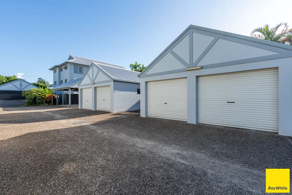 3/8 Brown Street, Woree, QLD 4868