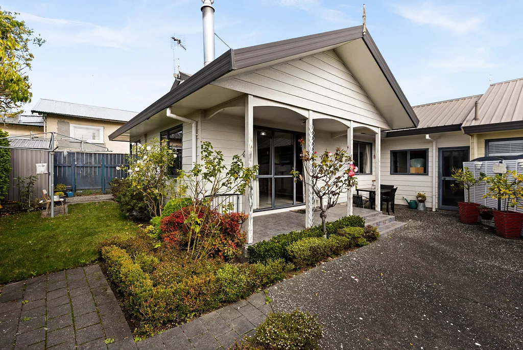 Havelock North 2 Slaapkamer Top Location - Move-In Ready!