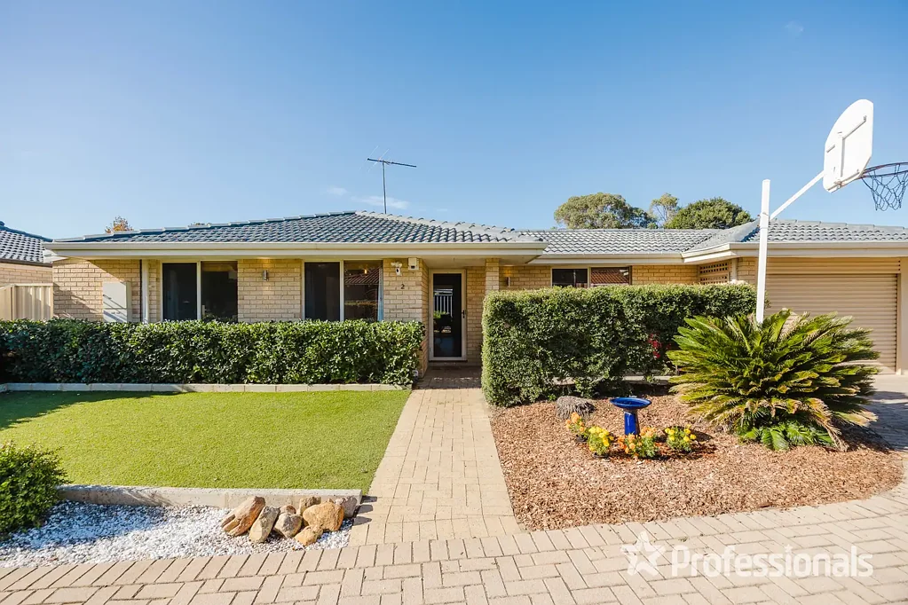 27B Wrotham Place, Marangaroo, WA 6064