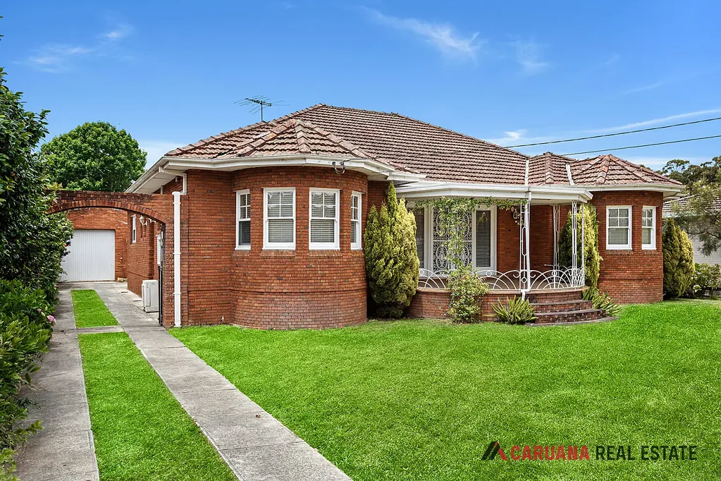 Spacious Family Home - Prime Location