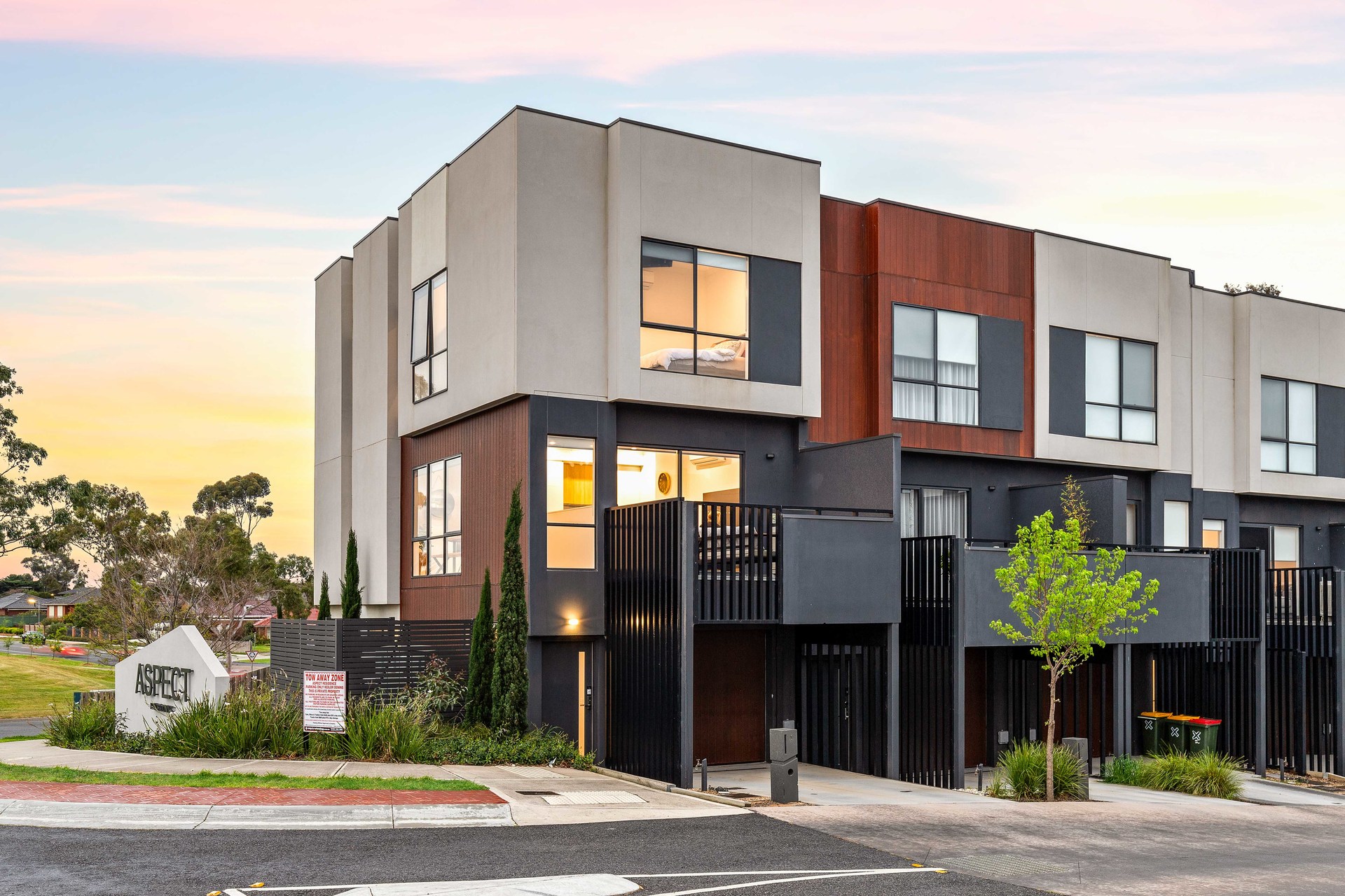 1 KAVANAGH CR, KEILOR DOWNS VIC 3038, 0 침실, 0 욕실, Townhouse