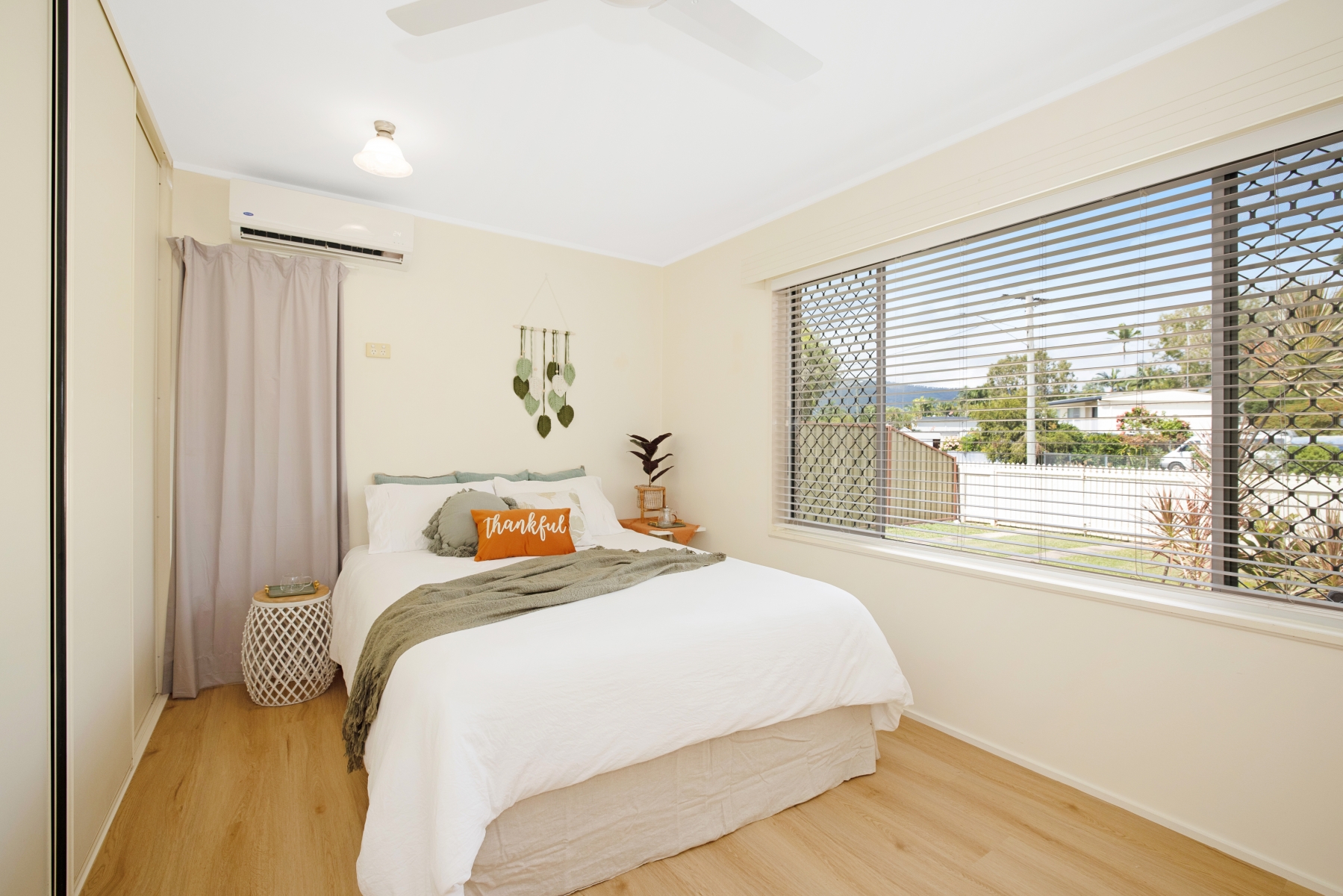 15 TRICKEY AV, CRANBROOK QLD 4814, 0 habitaciones, 0 baños, House