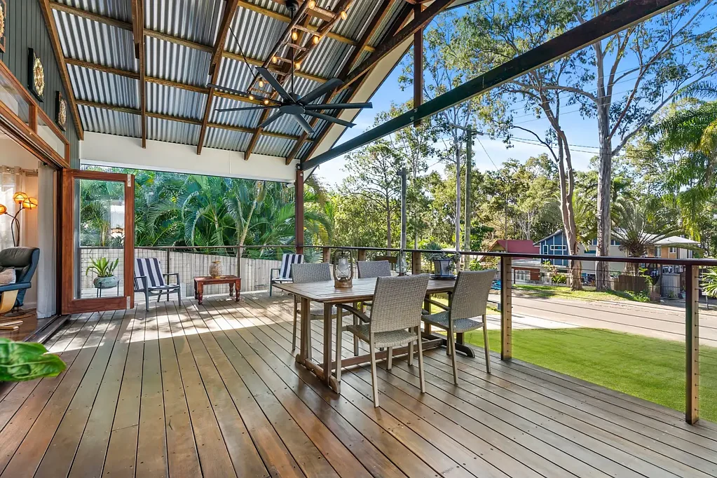 Cooroibah 3 Bedroom Quality, Privacy & Lakeside Appeal