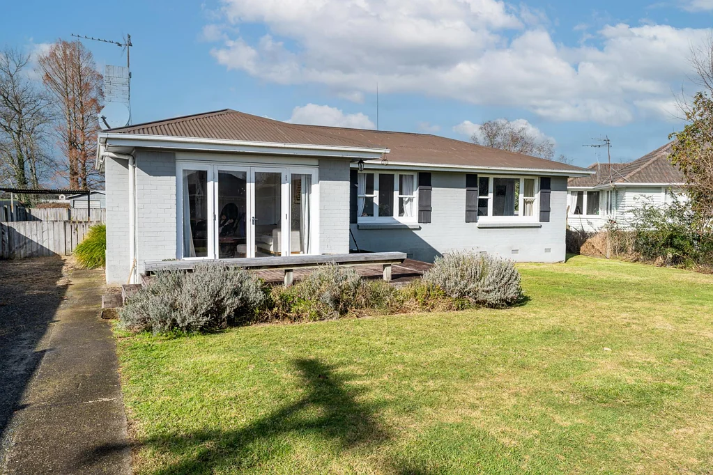 Te Awamutu 3Kwarto Te Awamutu - Relocation Creates Opportunity